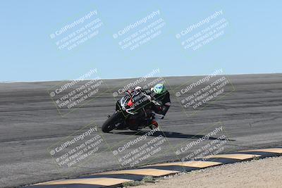 media/Oct-13-2025-Moto Forza (Mon) [[a66d839500]]/2-A Group/Session 2 (Bowl)/